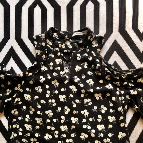 Glamorous top high neck and cold shoulder ASOS - Picture 3 of 7